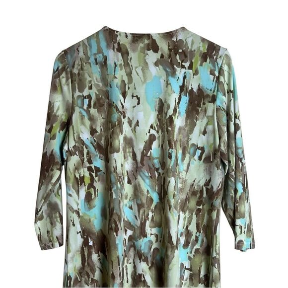 3 for $30! Tan Jay patterned beaded tunic. Size small - Picture 7 of 7